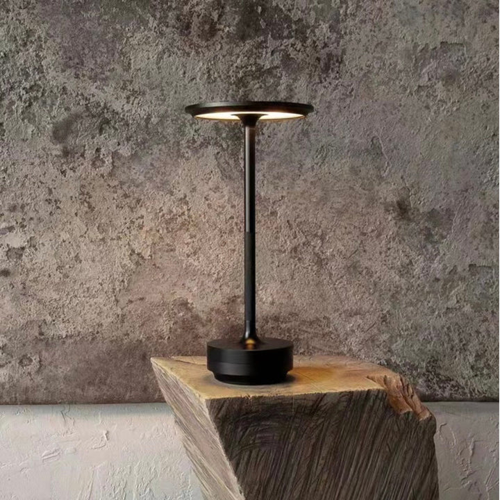 ClarityGlow Luxus Edition | Kabellose LED-Tischlampe