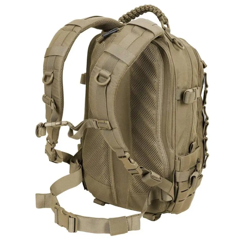 Taktischer Rucksack, beige, robustes Nylon, verstellbare Gurte, ideal für Outdoor-Aktivitäten.