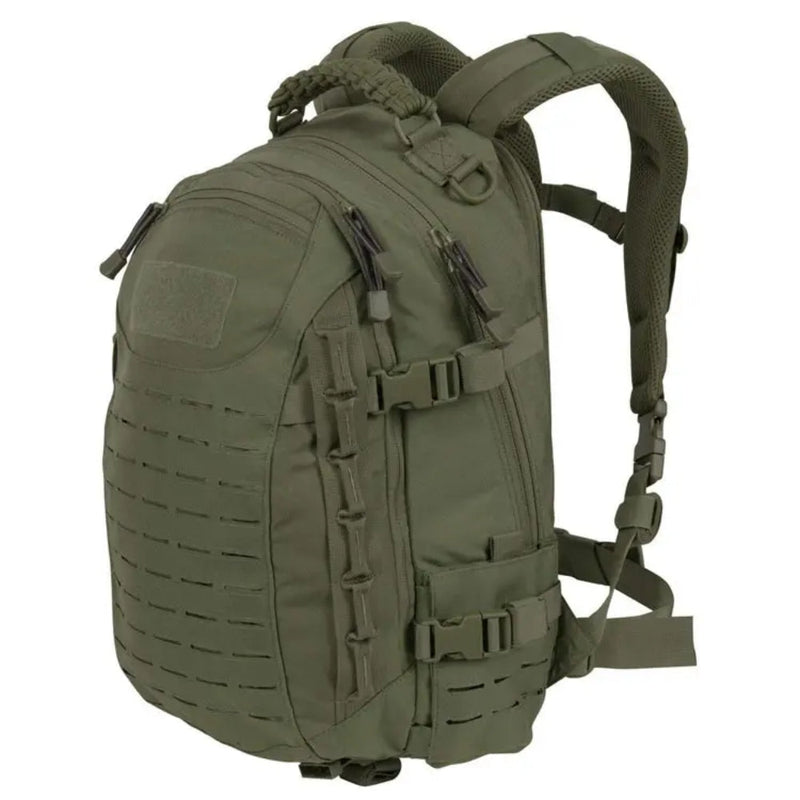 Grüner taktischer Rucksack, robustes Nylon, MOLLE-System, Outdoor-Abenteuer, 30L Kapazität.