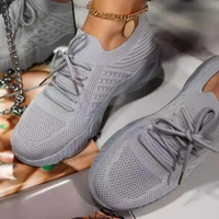 Luftdurchlässige Damen Chunky-Sneaker mit Schnürung – Saphira