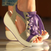 Trendige, bequeme und sommerlich leichte Damensandalen – Fergie