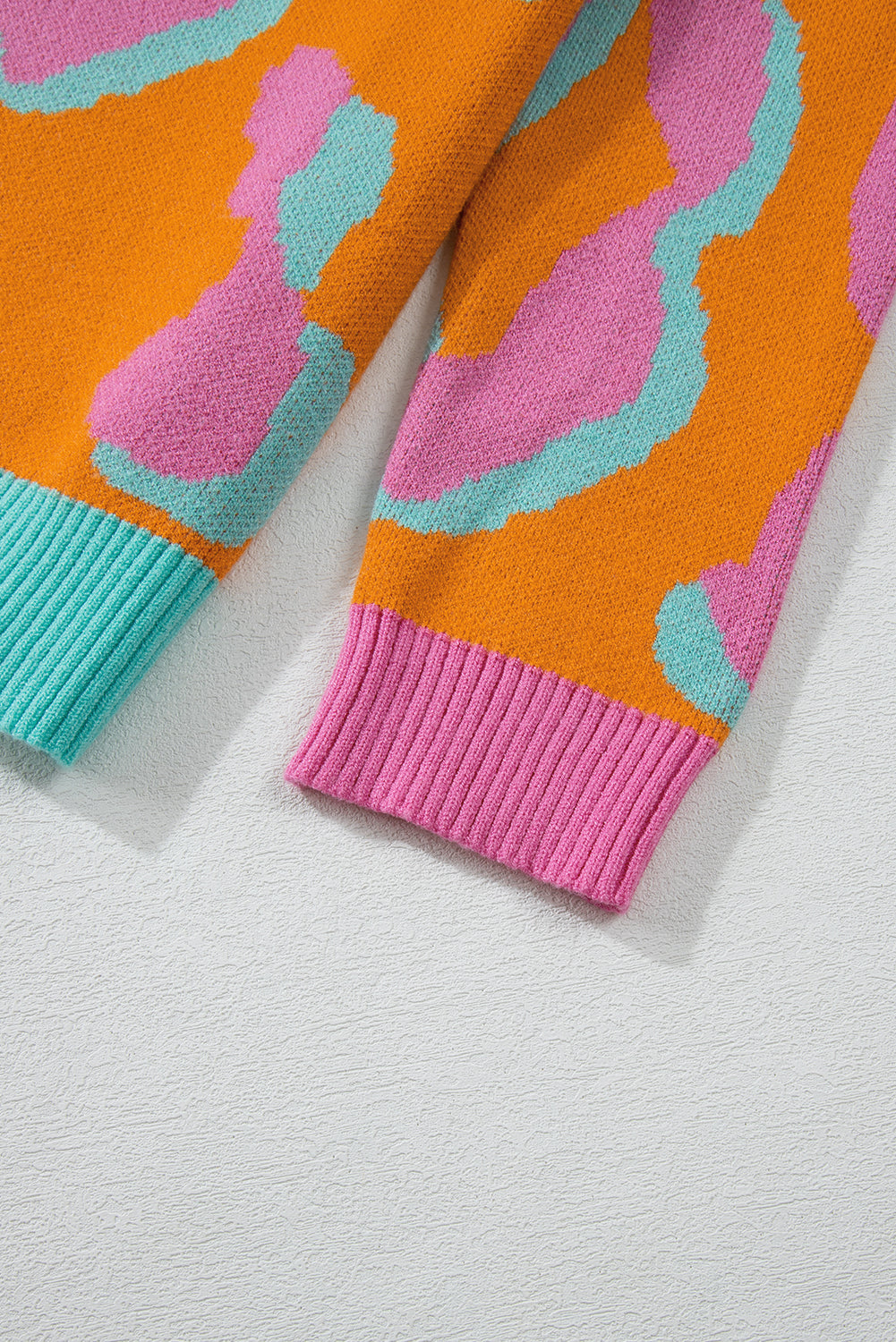 Damenpullover mit Colorblock-Leopardenmuster und Rundhalsausschnitt – Liora