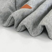 Herbstliches Kapuzen-Sweatkleid mit Taschen – Isabella