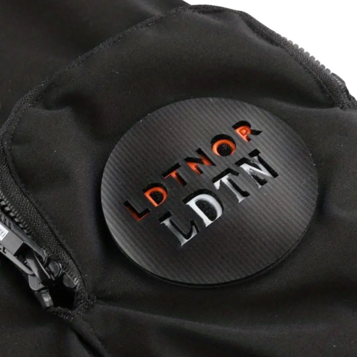 Herren Outdoorjacke wasserdicht mit Kapuze & karierter Fütterung – Jorrit