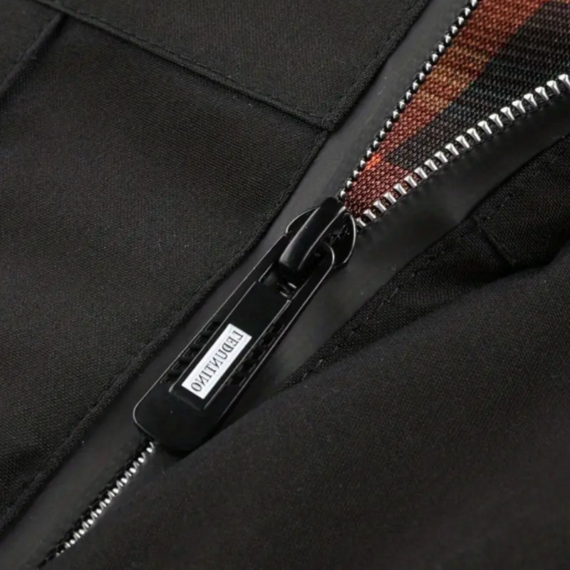 Herren Outdoorjacke wasserdicht mit Kapuze & karierter Fütterung – Jorrit