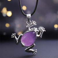 Silberner Frosch-Anhänger mit lila Amethyst, Schmuck, Halskette, Geschenkideen, Unisex-Accessoire.