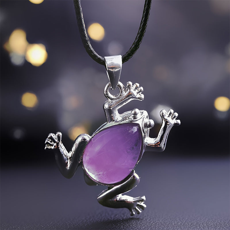 Silberner Frosch-Anhänger mit lila Amethyst, Schmuck, Halskette, Geschenkideen, Unisex-Accessoire.