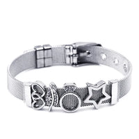 Silbernes Armband mit Herz-, Stern- und Kreisanhängern, Edelstahl, verstellbar, modisch.