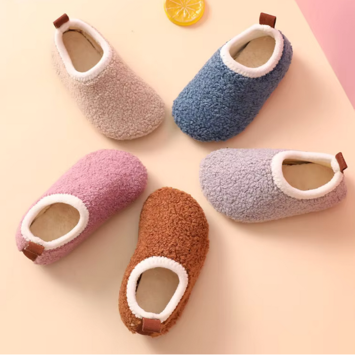Warme Winter-Kinderslippers – SnuggleSteps