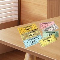 Musikbasiertes Brettspiel mit Songkarten und Monopolygeld für Spielabende