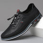 Schwarzer Herren-Ledersneaker, rutschfeste Sohle, modisches Design, Freizeitmode.