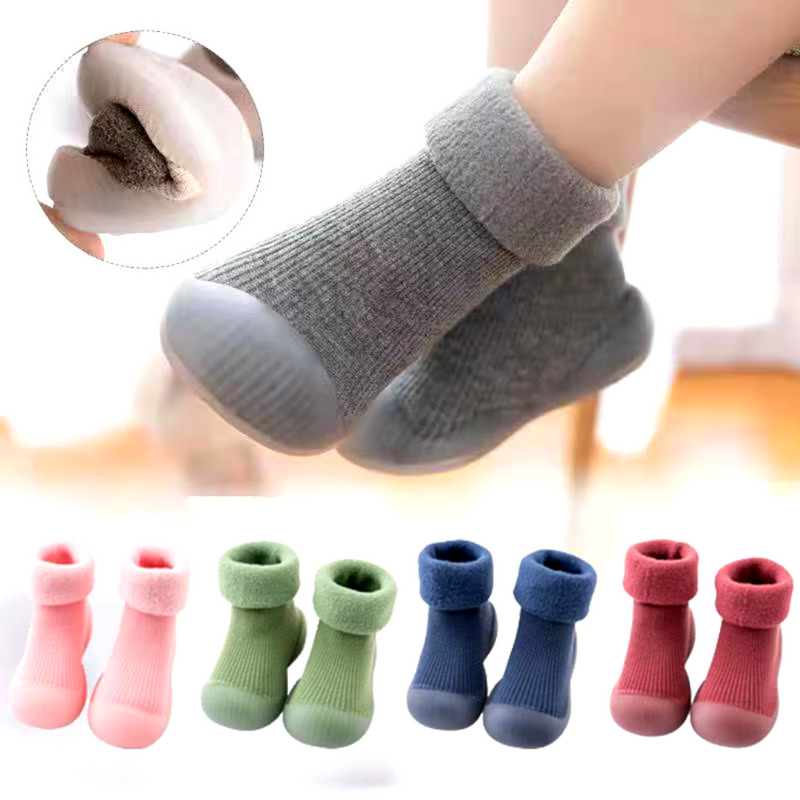 SnugSteps – Bequeme Herbst-Barfuß-Socken für Kinder
