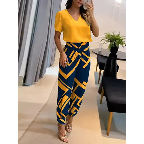 Trendiger Damen Jumpsuit mit Kurzarm & weitem Bein – Alina