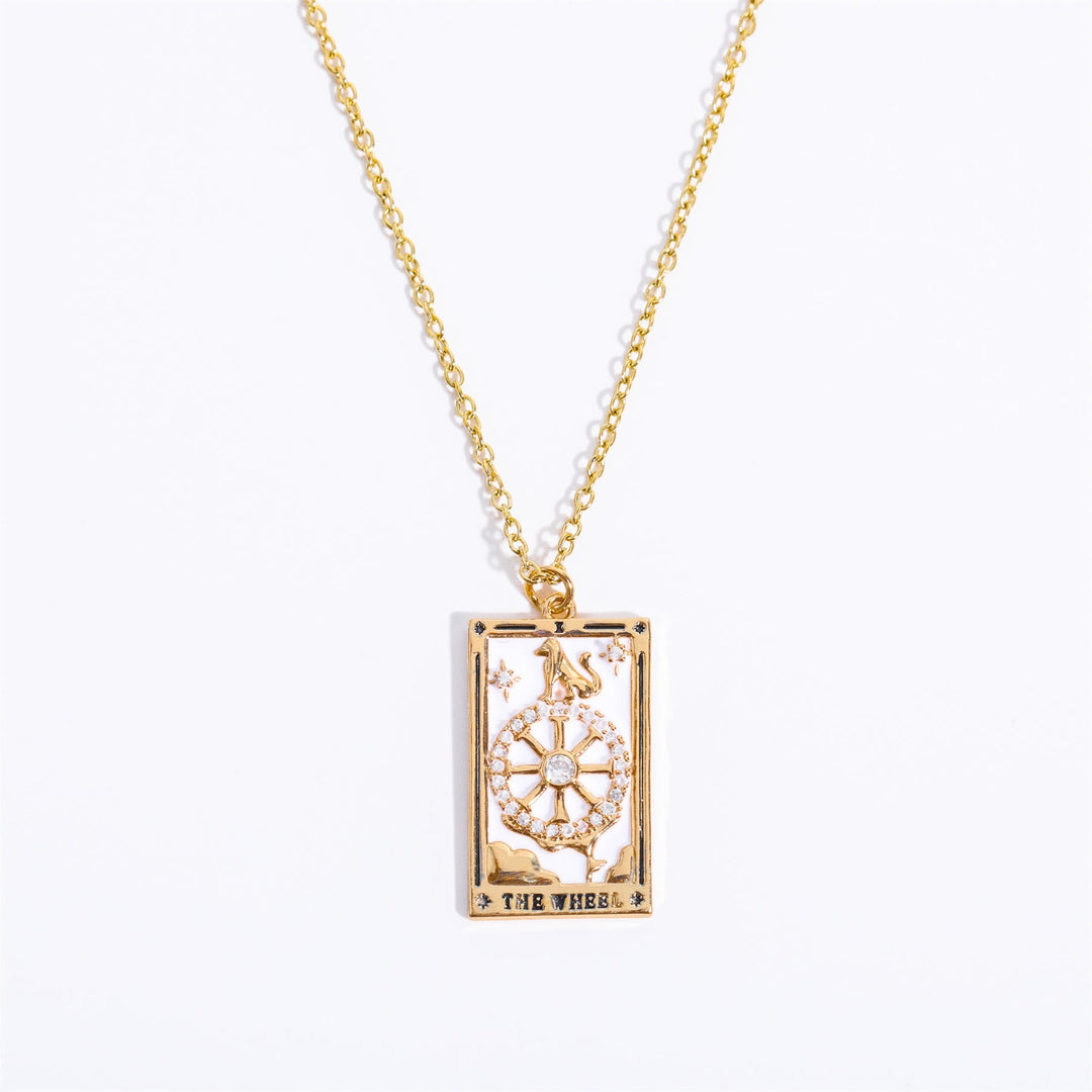 Goldene Halskette mit Tarot-Anhänger, Rad des Schicksals, filigranes Design, Damen-Schmuck.