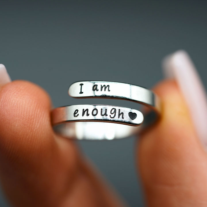 Silberner Ring mit Gravur "I am enough", verstellbar, Motivationsschmuck, Geschenkidee.