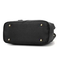Schwarze Lederhandtasche mit goldenen Nieten, elegante Damenmode, stilvolles Accessoire.