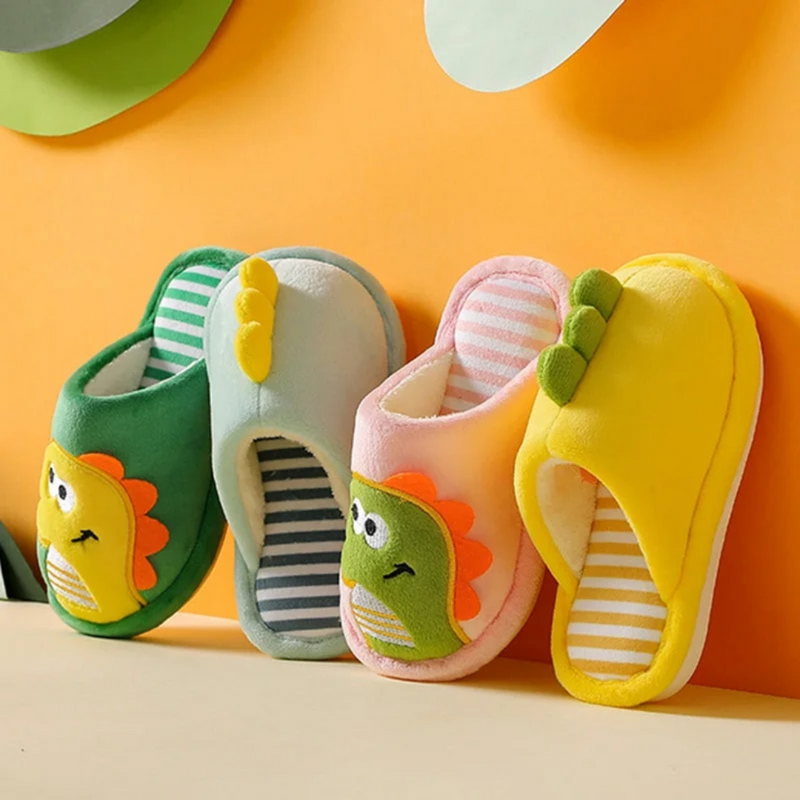 Kinder Hausschuhe mit Dino Design – RoarySteps