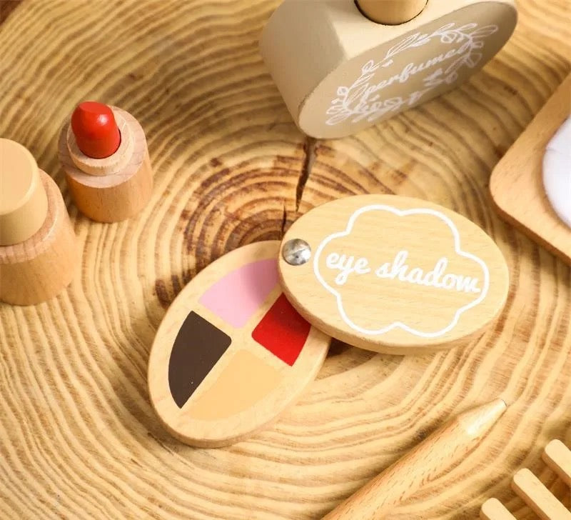 Frisier- und Schminkspiel aus Holz für Kinder – BeautySpa