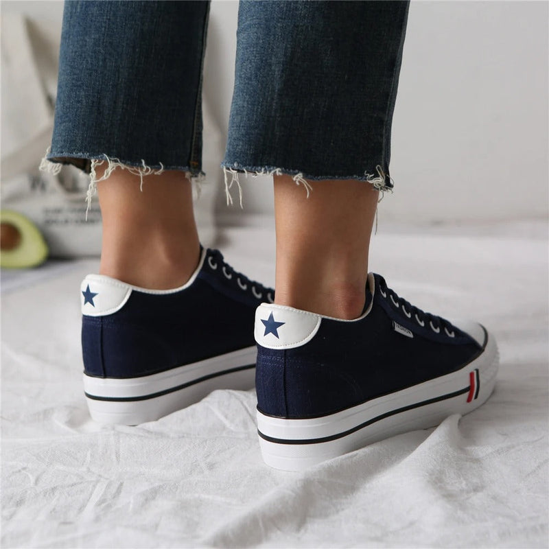 Stylische Damen Canvas-Sneaker mit Plateausohle – Leonie