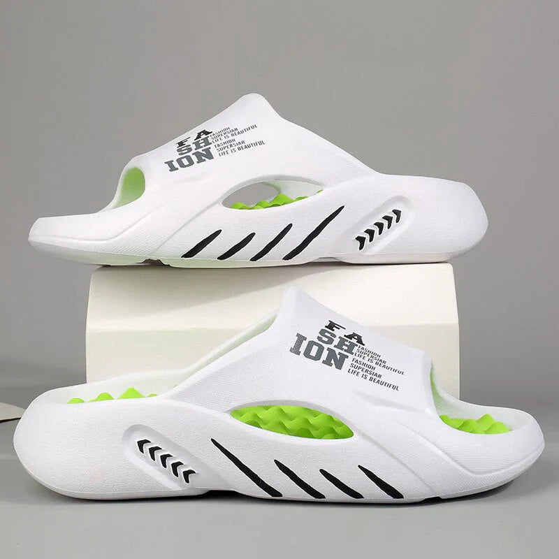 Weiße modische Hausschuhe mit grüner Sohle, rutschfest, bequem, Unisex-Sandalen.