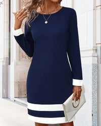 Elegantes Dunkelblaues Damenkleid mit Klassischer Silhouette – Herbstzauber Aurelia