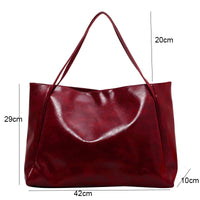Rote Lederhandtasche, große Damen-Schultertasche, 42x29x10 cm, modisches Accessoire.