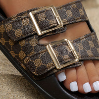 Verstellbare Sandalen mit Schwarz-Braunem Muster – Noëla