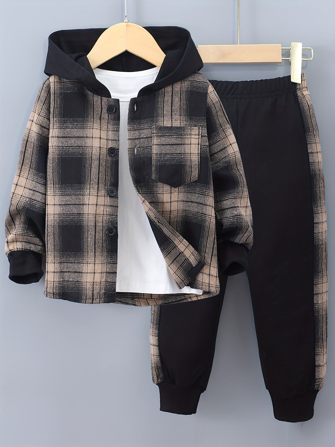 2-teiliges Jungen-Set Jordy mit kariertem Herbst-Hoodie und Jogginghose