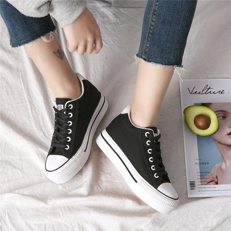 Stylische Damen Canvas-Sneaker mit Plateausohle – Leonie