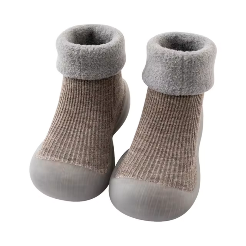 SnugSteps – Bequeme Herbst-Barfuß-Socken für Kinder