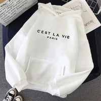 Weißer Hoodie mit Aufdruck "C'est La Vie Paris", Unisex, Baumwolle, lässiger Stil.