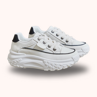 Weiße Sneaker mit dicker Sohle, sportlich, modisch, Damen, Herren, bequem, atmungsaktiv.