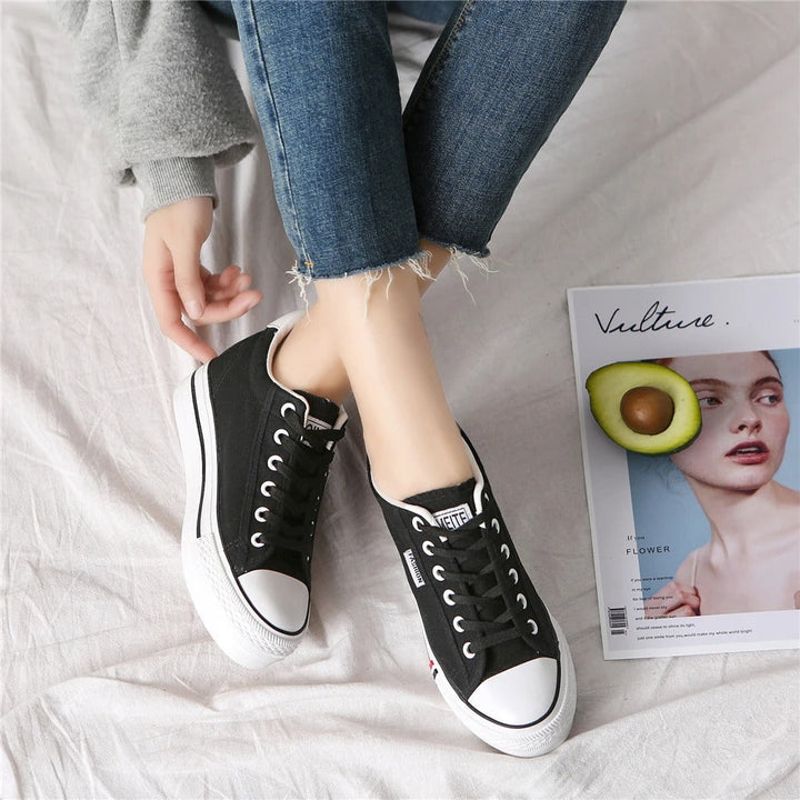 Stylische Damen Canvas-Sneaker mit Plateausohle – Leonie