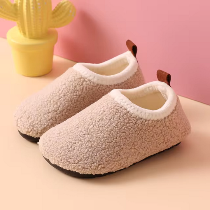 Warme Winter-Kinderslippers – SnuggleSteps