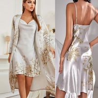 Zweiteiliges Satin-Nachthemd & Kimono mit Blumenprint – Noelle