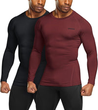Zwei Herren-Kompressionsshirts, langarm, schwarz und rot, Sportbekleidung, eng anliegend.
