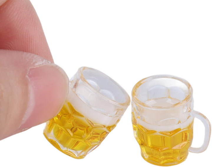 Mini Bierkrüge (12er-Set, Harz) – DekoProst Oktoberfest 2025