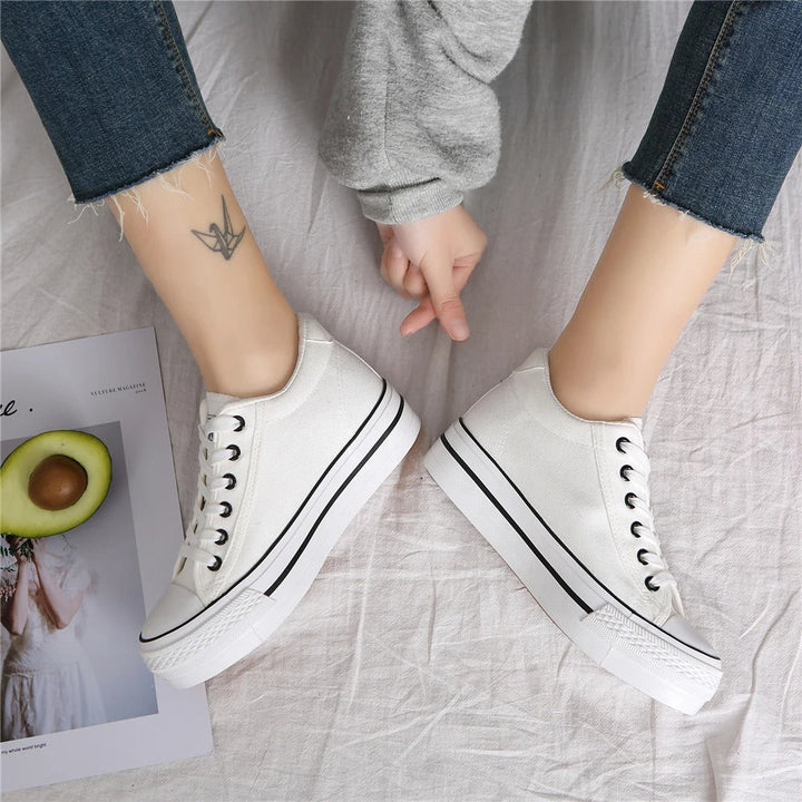Stylische Damen Canvas-Sneaker mit Plateausohle – Leonie