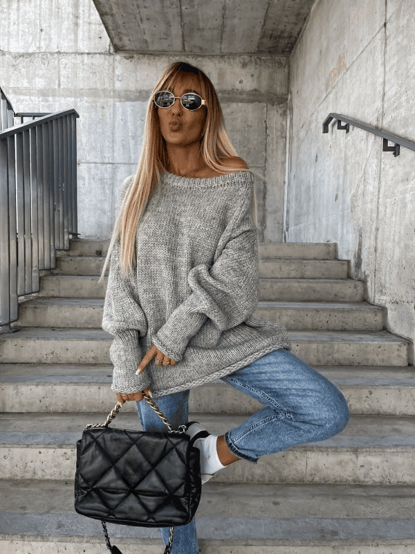 Locker gestrickter Damen Pullover mit Off-Shoulder Design – Amira