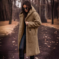 Langer Damen Teddy Mantel mit Kapuze – Maren