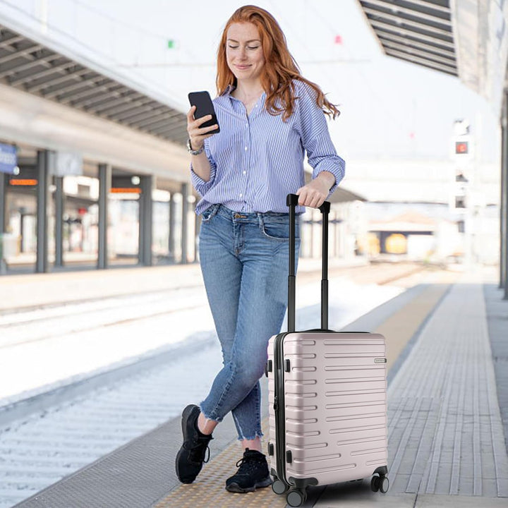 Ausziehbarer Hartschalenkoffer mit Spinner-Rädern und TSA-Schloss