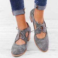 Wildlederoptik Dirndl-Schnürpumps – Katharina Oktoberfest 2025