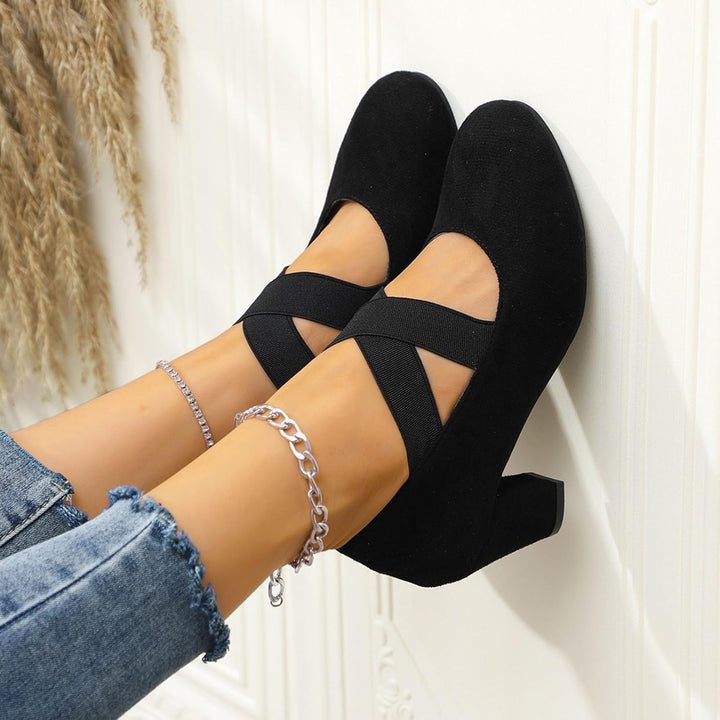 Samt Pumps mit Kreuzband – Theresa Oktoberfest 2025