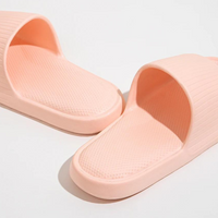 Sommerliche Herren-Slipper mit Antirutschsohle