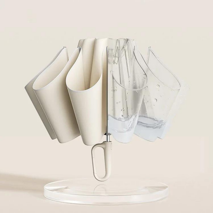 Moderner weißer und transparenter Regenschirm mit Haken, stilvolles Design, wetterfest.