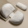 Orthopädisches Nackenkissen Set, weiß, ergonomisch, Memory-Schaum, für besseren Schlaf.