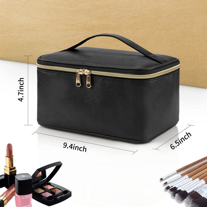 Schwarze Kosmetiktasche mit Reißverschluss, Lederoptik, ideal für Make-up-Aufbewahrung.