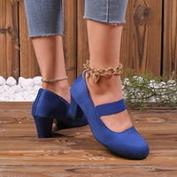 Samt Pumps mit Elastikriemen – Amelie Oktoberfest 2025