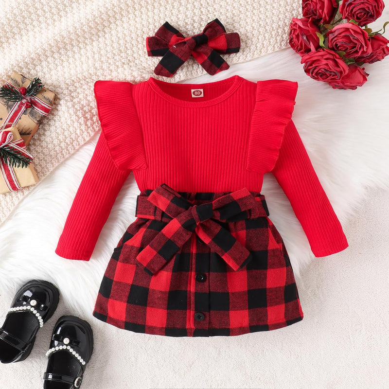 Rotes Baby-Outfit mit Rüschen, kariertem Rock, Schleife, ideal für Weihnachten, festlich.