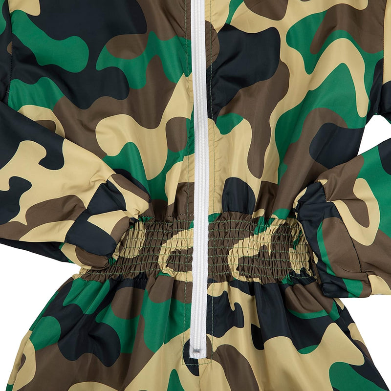 Camouflage Kinder-Regenjacke mit Kapuze, grün-braun, wasserdicht, Outdoor-Bekleidung.